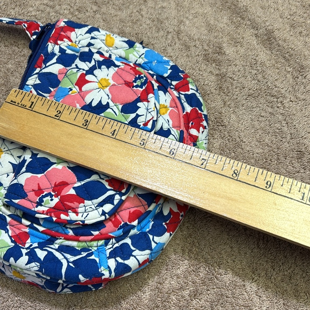 Vera Bradley crossbody bag- blue paisley - Picture 8 of 9